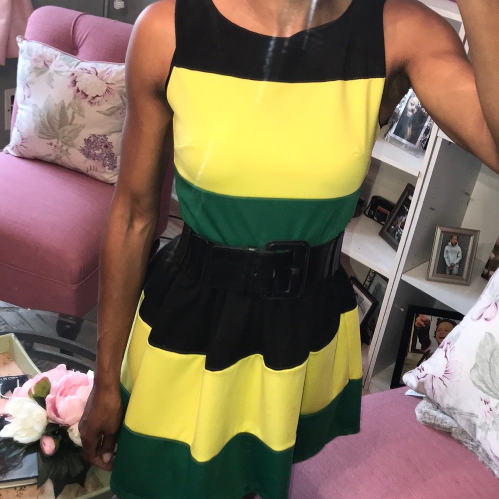 Stripe girly dress size small